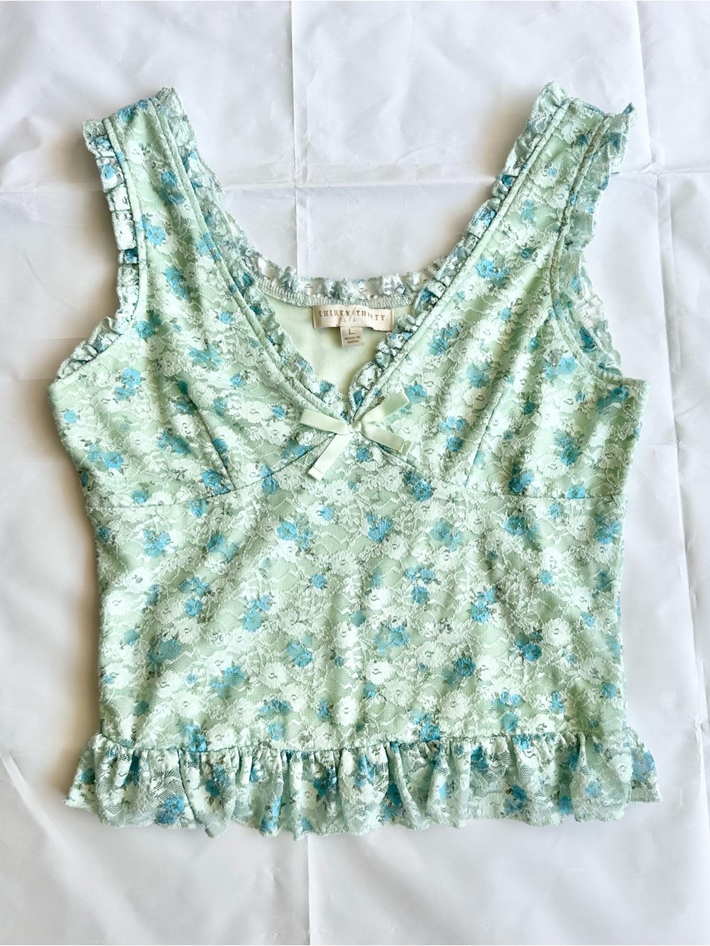 Thirty Thirty light green floral laced top, size large
